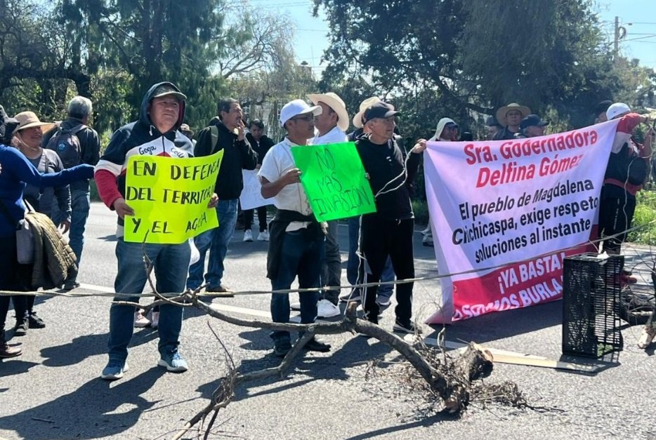 Caos vial en Valle de Toluca
