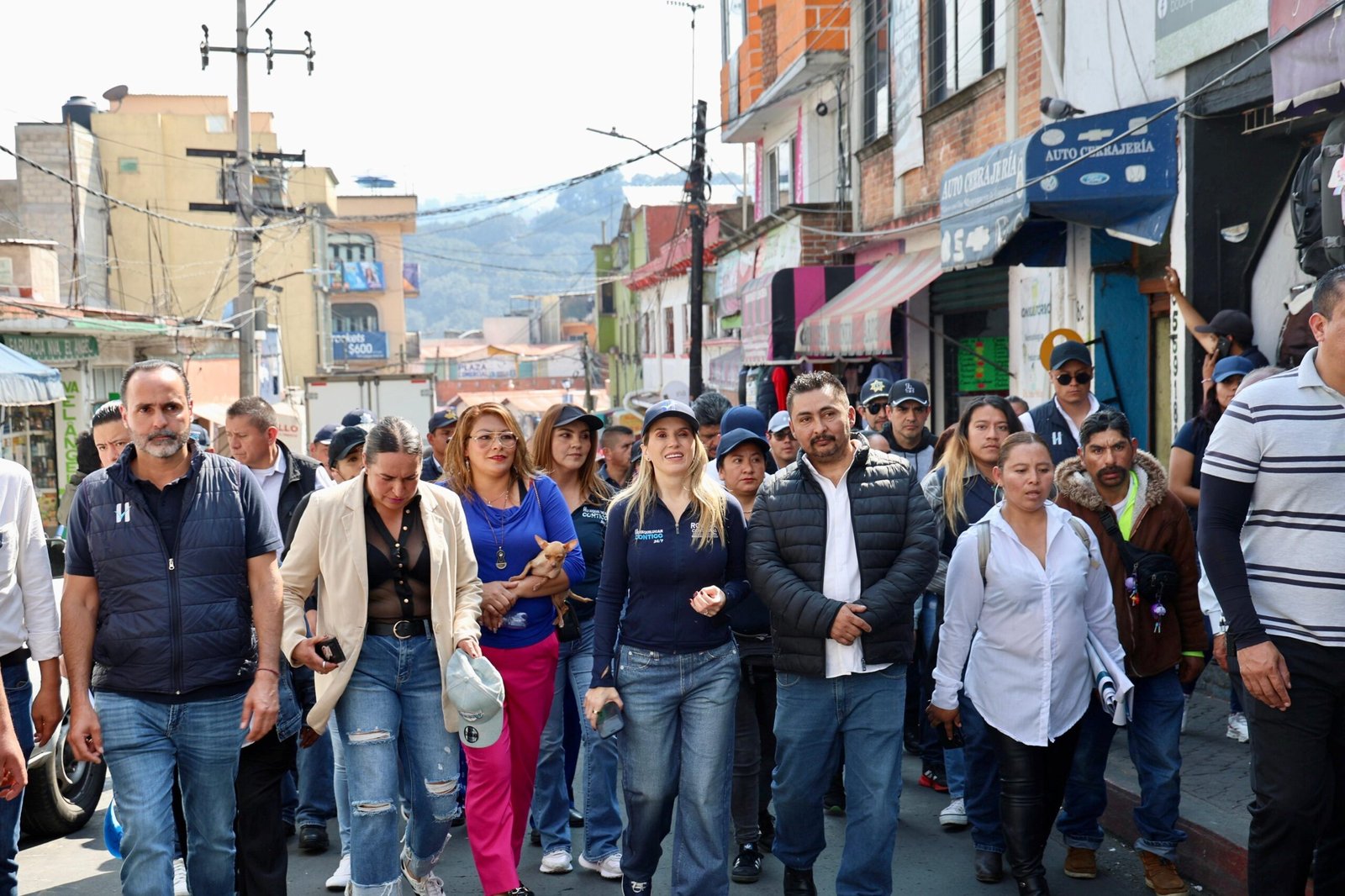 CUMPLE HUIXQUILUCAN CONTIGO 24/7 CON LA ENTREGA DE REPAVIMENTACIÓN DE CALLE EN SAN JUAN BAUTISTA