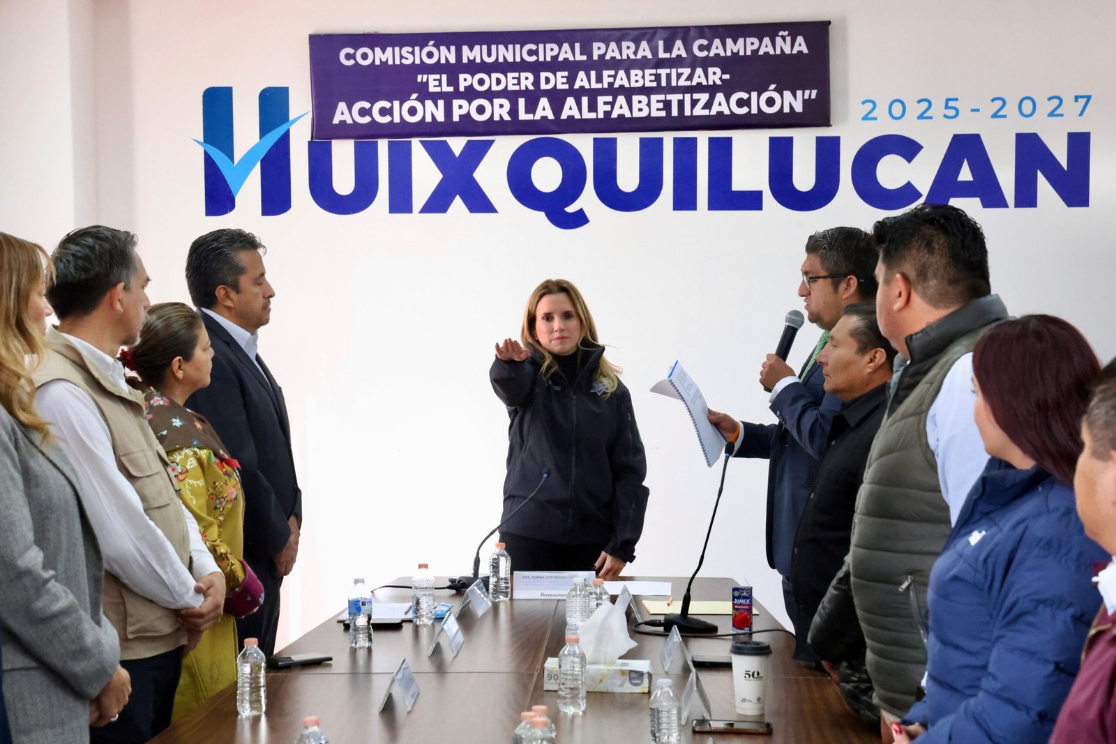 INSTALA HUIXQUILUCAN COMISIÓN PARA ERRADICAR EL ANALFABETISMO EN EL MUNICIPIO