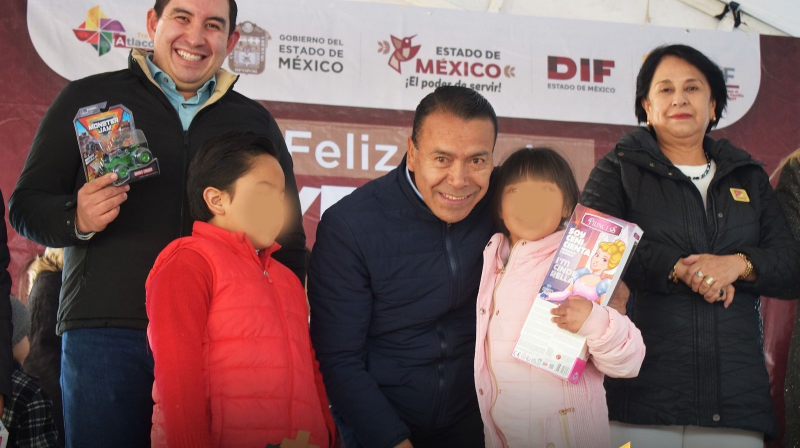 Festejan en grande a los niños de Atlacomulco con motivo del día de Reyes