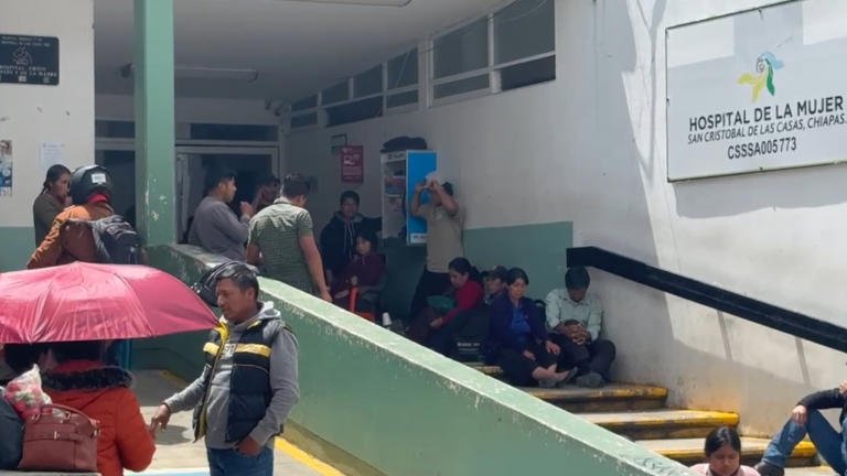 Niña de 10 años, se debate entre la vida y la muerte tras dar a luz