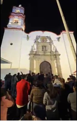 Entrega de la fachada de la parroquia de San Bartolomé Apóstol